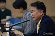 김영환 충북도지사, “충북 브랜드 높이기에 집중”