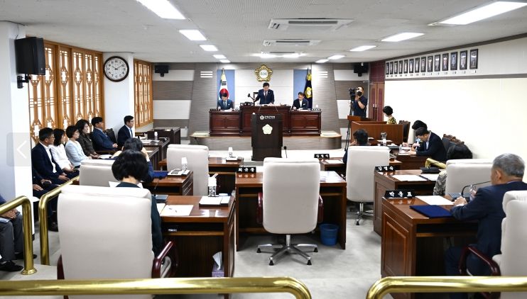 군위군의회 제291회 정례회 폐회_의회사무과